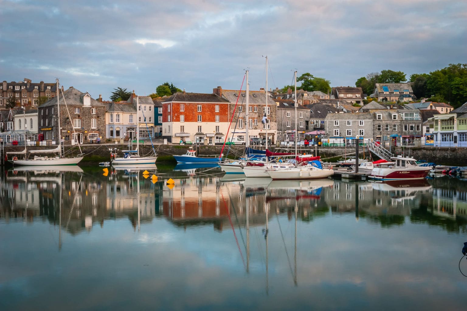 6 Most Beautiful Towns In Cornwall (Perfect for Short Breaks!)