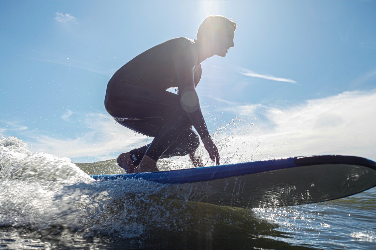 learn to surf in cornwall