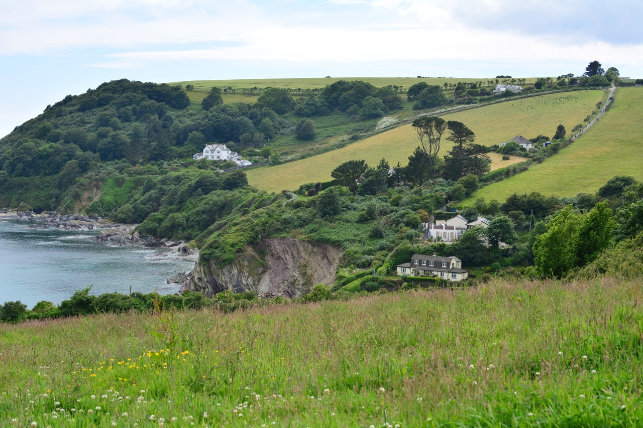 South West Coast Path to Talland Bay