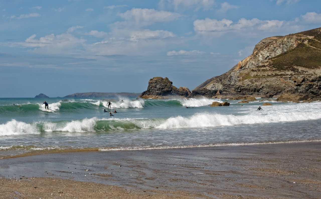 Cornwall surfing lessons - learning to surf in Cornwall