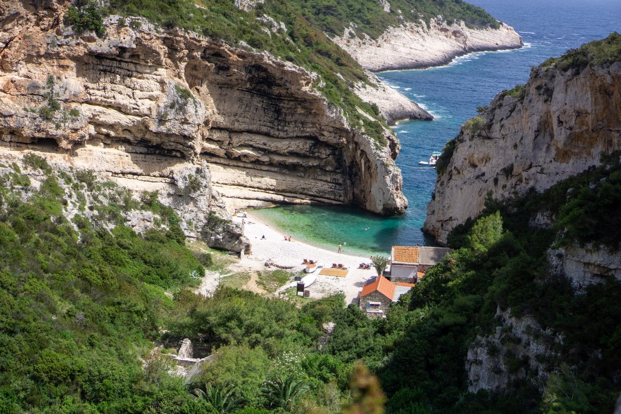 Stiniva Cove, accessible on a 5 island tour from Split