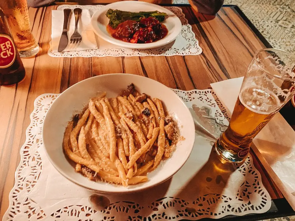 Amazing mushroom pasta you need to try during your 2 days in Porto