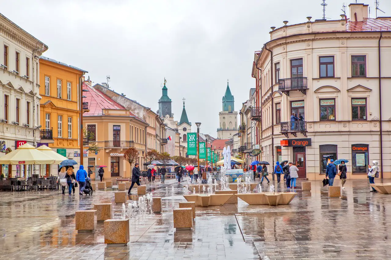 Krakowskie Przedmiescie, the most famous street in Lublin, in the winter