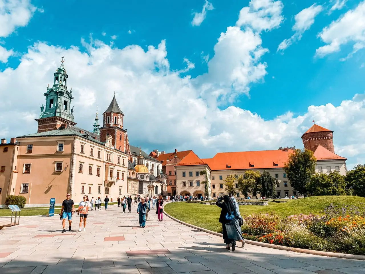 Wawel hill, one of the best places to visit for free in Krakow