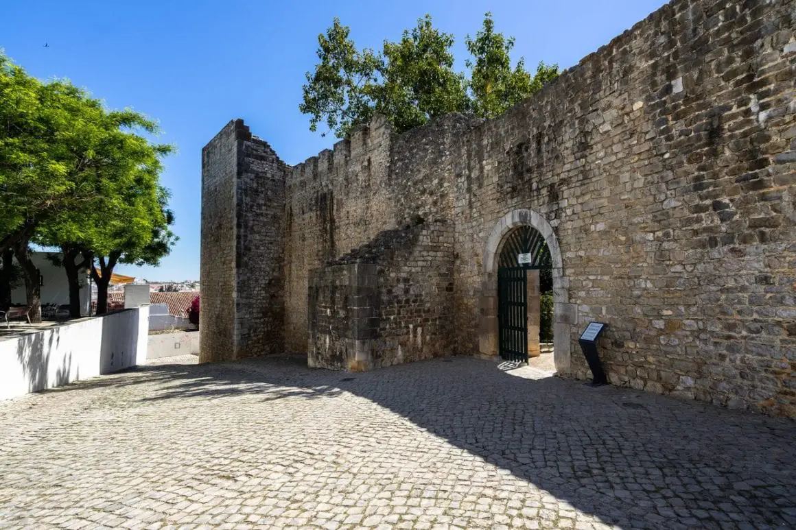 Tavira Castle