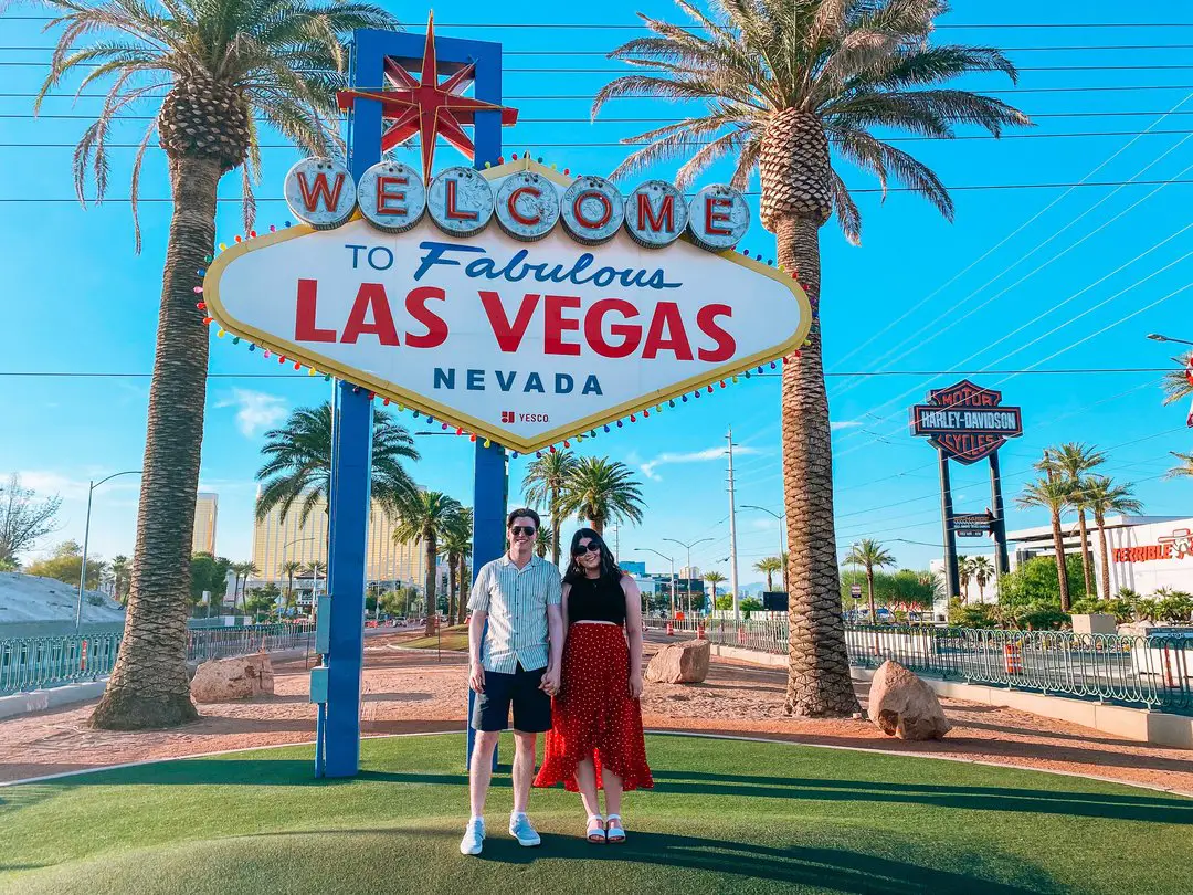 Taking photos at the las vegas sign