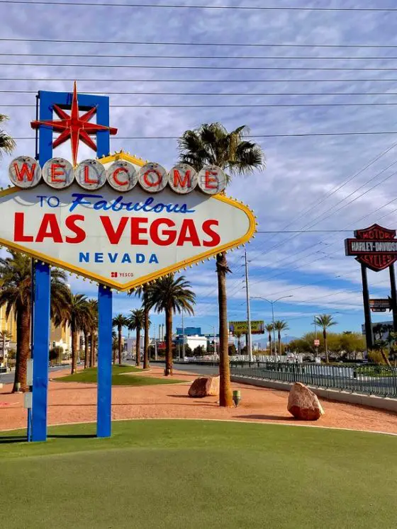 Welcome to las vegas sign