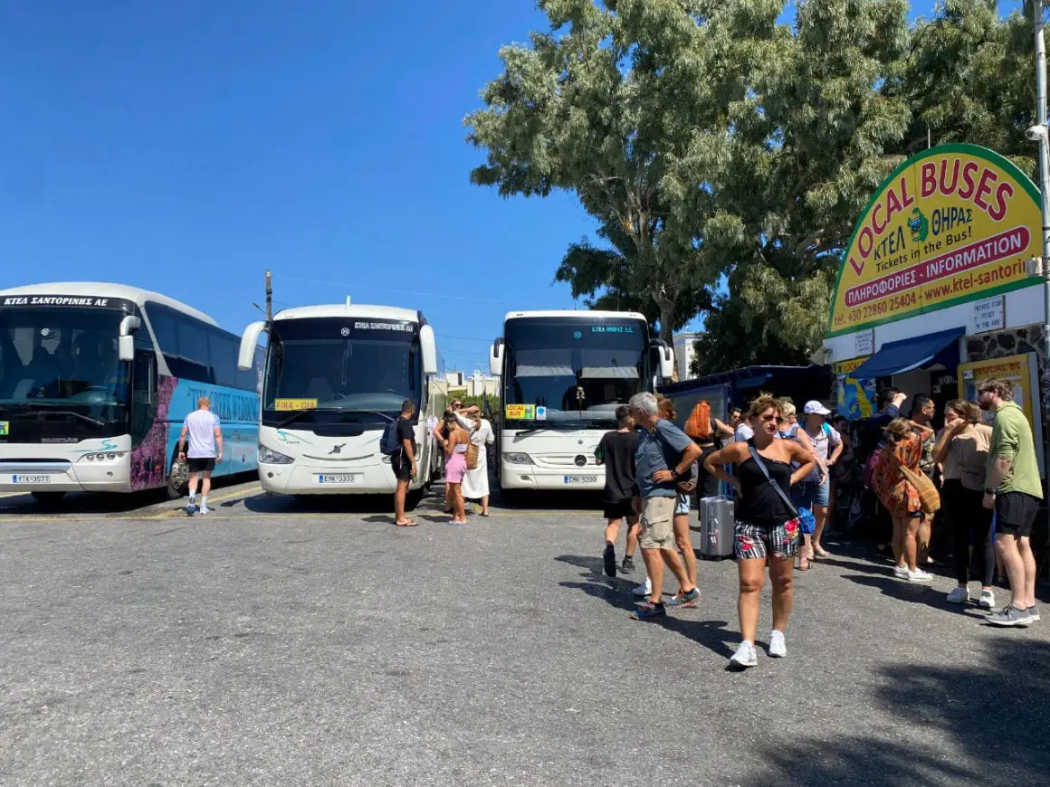 Buses in Santorini