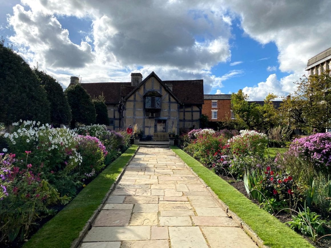 Shakespeare buildings in England