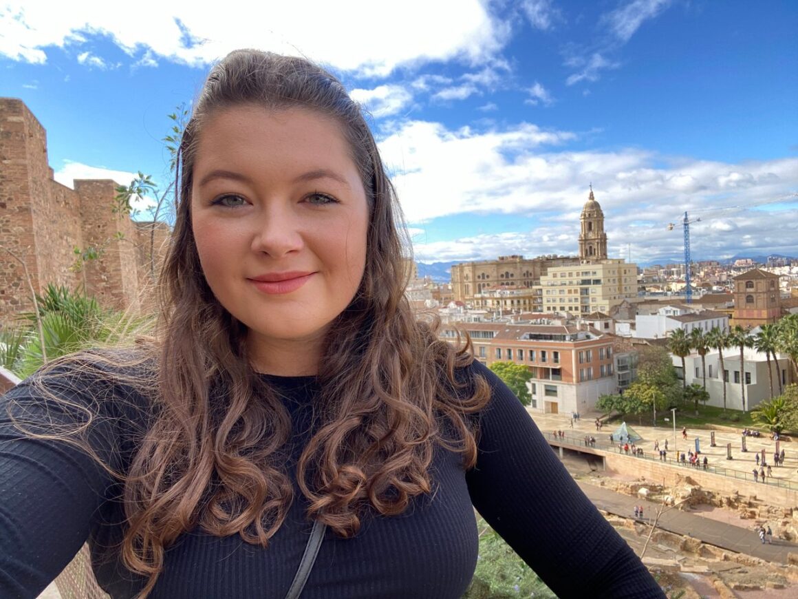 Ella solo travelling in Malaga