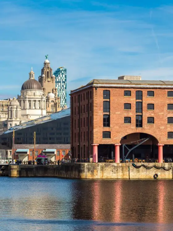View of Albert Dock in front of the Liver Building. There are plenty of pros and cons of living in Liverpool but its beauty is a big pro!
